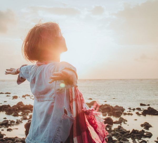fuu-j-r2nJPbEYuSQ-unsplash-min Take Notice