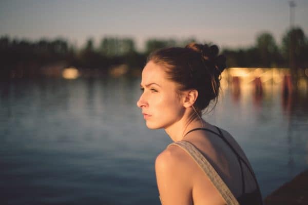 healing from depression woman watch sunset